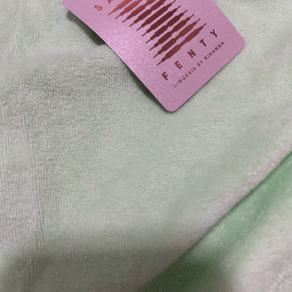 Savage X Fenty Light Green Lace-Up Pajama Top and Bottoms - Picture 9 of 12